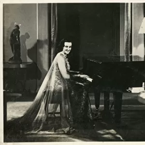 Peggy Piano Desmond - BBC Queen of the Ivories