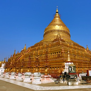 Shwezigon Paya Pagoda in Nuang U, Bagan, Myanmar