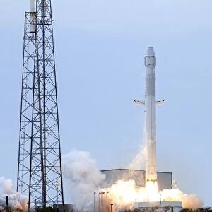 SpaceX CRS-2 launch, March 2013 C016 / 9705