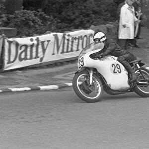 Bob Ritchie (Norton) 1965 Senior TT