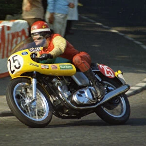 Pat Mahoney (Norton) 1970 Production TT
