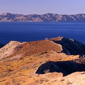 Mexico, Baja Peninsula, Sea of Cortez, Hike on Isla San francisco