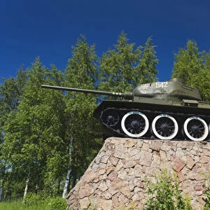 Russia, Novgorod Oblast, Staraya Russa, World War Two town liberation tank monument