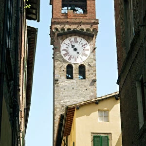 Torre delle Ore or Torre dell Orologio, Lucca, Tuscany, Italy, Europe