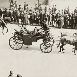 CHICAGO: ROOSEVELT VISIT. President Theodore Roosevelt riding in a horse-drawn