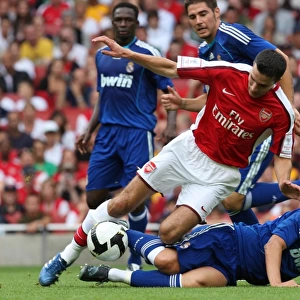 Arsenal's Robin van Persie Scores the Winner Past Real Madrid's Guti in Emirates Cup Clash