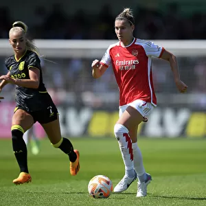 Intense Battle: Arsenal Women vs Aston Villa in FA Women's Super League