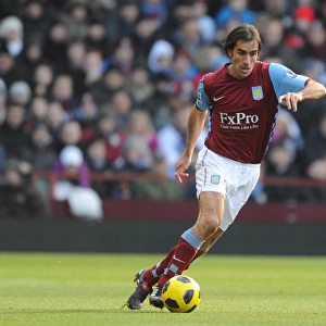 Robert Pires (Villa). Aston Villa 2: 4 Arsenal. Barclays Premier League