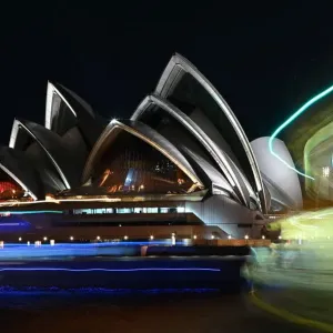 AUSTRALIA-ORA DELLA TERRA-SYDNEY-OPERA HOUSE-LUCE