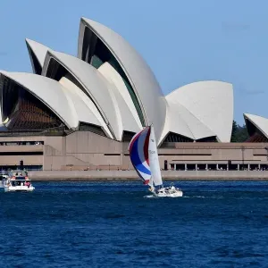 AUSTRALIA-SYDNEY-OPERA HOUSE-BOAT