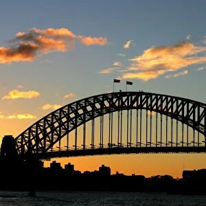 Australia-Tourism-Harbour Bridge