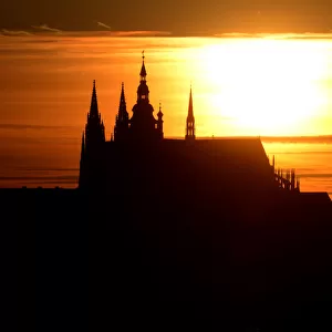 Castle-Prague-Czech-sunset-Tourism-