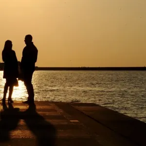 Crimea-Love-Couple-Sunset