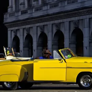 Cuba-Castro-Vintage Car