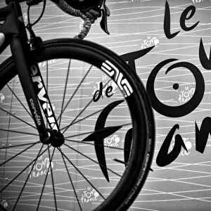 Cycling-Fra-Ger-Bel-Tdf2017-Feature-Black and White