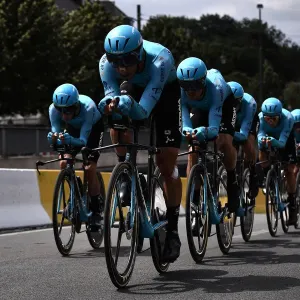Print of cyclists in a team time trial Print of cyclists in a team time trial