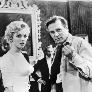 Director Laurence Olivier Directs Marilyn Monroe Director Laurence Olivier Directs Marilyn Monroe