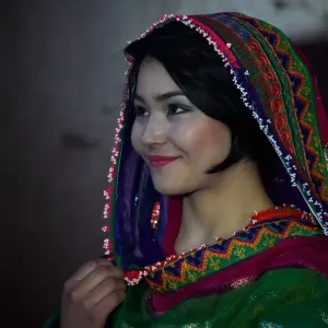 Fashion-Afghanistan-Farhangsara Fashion-Afghanistan-Farhangsara