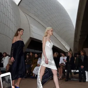 Fashion-Australia-Dion Fashion-Australia-Dion