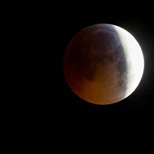 France-Astronomy-Eclipse-Moon-Environment-Lune