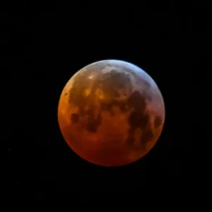 France-Eclipse-Moon France-Eclipse-Moon
