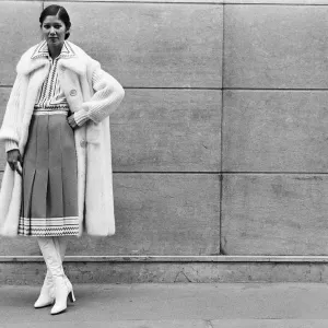 Autumn-Winter 1975-76 Fashion Print Autumn-Winter 1975-76 Fashion Print