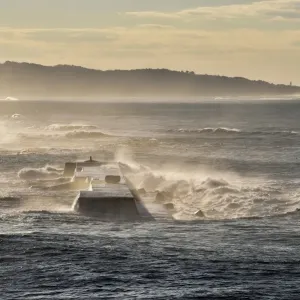 France-Weather-Breakwater