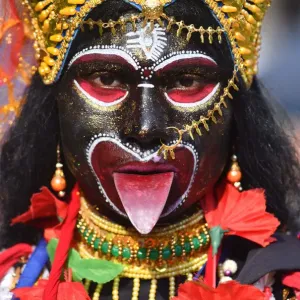 India-Religion-Hindu-Festival-Face India-Religion-Hindu-Festival-Face
