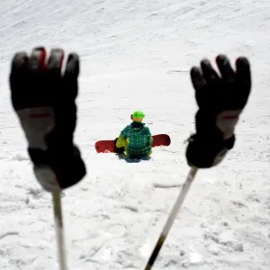 Iran Ski Tourism Print: Skier at Darbandsar Resort