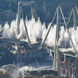 Italy-Bridge-Transport-Demolition