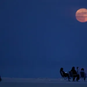 Kuwait-Science-Astronomy-Supermoon Kuwait-Science-Astronomy-Supermoon