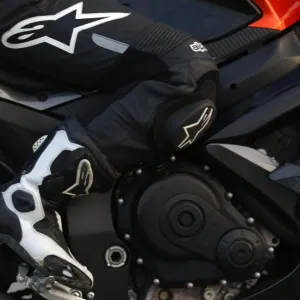 Lebanon-Biker-Women Lebanon-Biker-Women