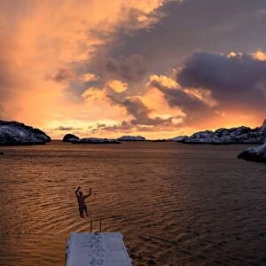 Norway-Arctic-Sunset-Winter