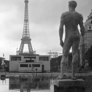 Paris-Expo-Universelle