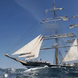 Sailing-Esp-Tallship-Kruzensthern