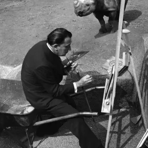 Salvador Dali vor dem Nashorn, Zoo von Vincennes.