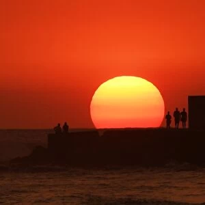 Salvador-Lifestyle-Tourism-Sunset