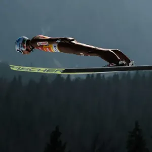 Ski-Jump-World-Man