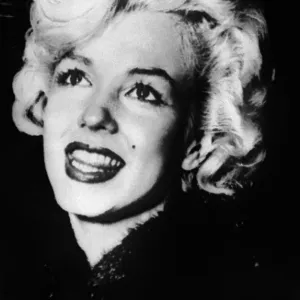Marilyn Monroe souriant. Marilyn Monroe souriant.