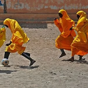 Somalia-Daily-Life-Children-Pitch-Landscape