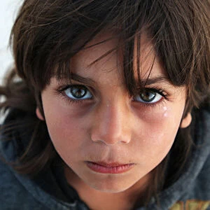 Syria-Child-Portrait-Eyes-Look
