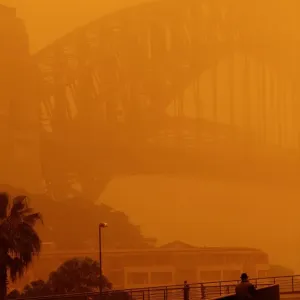 Topshots-Australia-Weather-Dust Topshots-Australia-Weather-Dust