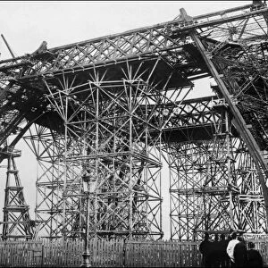 Tour Eiffel-Construction