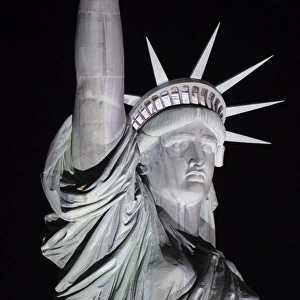 Us-Aviation-Statue of Liberty-Solar Impulse