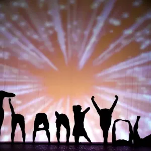 Us-Entertainment-Arts-Dance-Pilobolus s-Shadowland Us-Entertainment-Arts-Dance-Pilobolus s-Shadowland