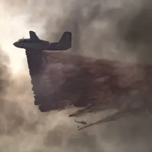 Us-Environment-Fire-California-Plane
