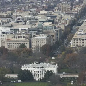 Print of the Washington skyline with The White House Print of the Washington skyline with The White House