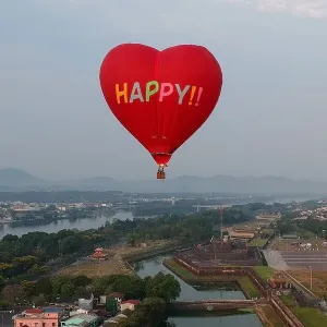 Vietnam-Festival-Balloons-Hue Vietnam-Festival-Balloons-Hue