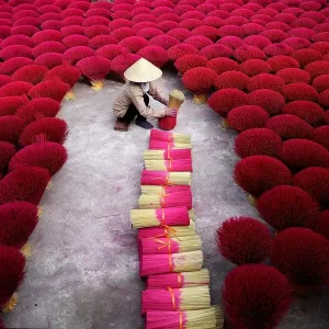 Vietnam-Lifestyle-Holiday-Religion-Craft