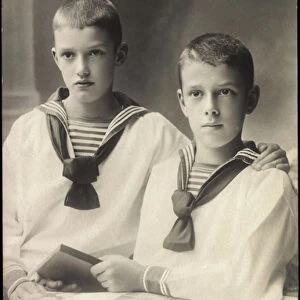 Ak children of Archduchess Valerie, Archduke Franz Carl and Hubert of Austria (b / w photo)